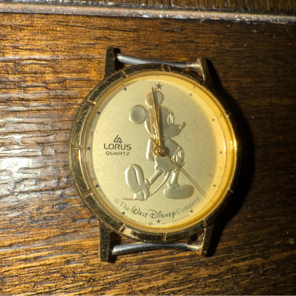 Gold Disney Quartz Mickey Mouse Watch